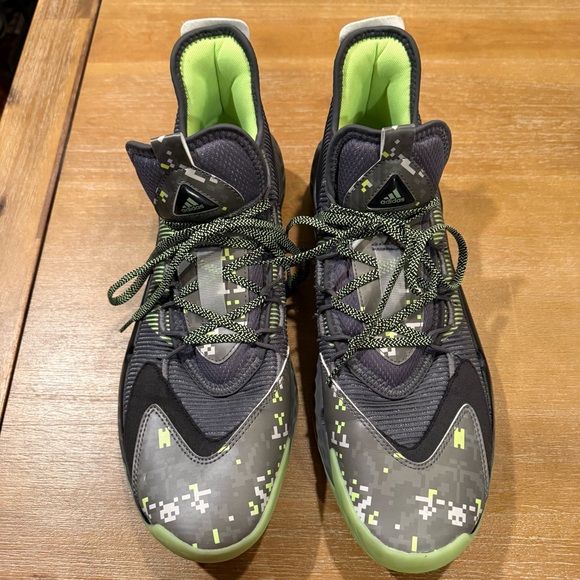 Adidas Men’s Pro Boost Low Basketball Shoes Digi Camo Green Gray‎ FW8525 Size 13 - Picture 2 of 10